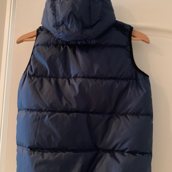 COPY - 💯 Authentic Burberry Boys Outdoor Vest - Picture 2 of 6
